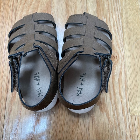 Max + Jake brown Velcro closed toe sandals NWOT size 5 toddler boy - Picture 4 of 10